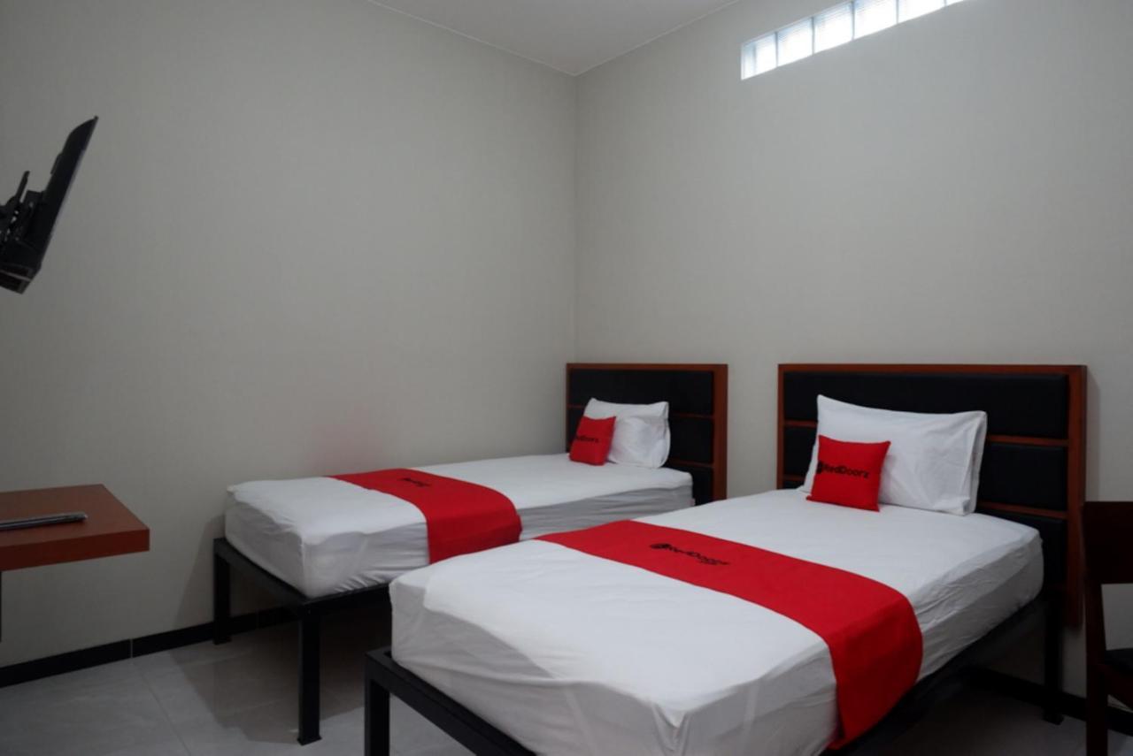 Sumbang Reddoorz Near Kampus Ump Purwokerto 2酒店 外观 照片