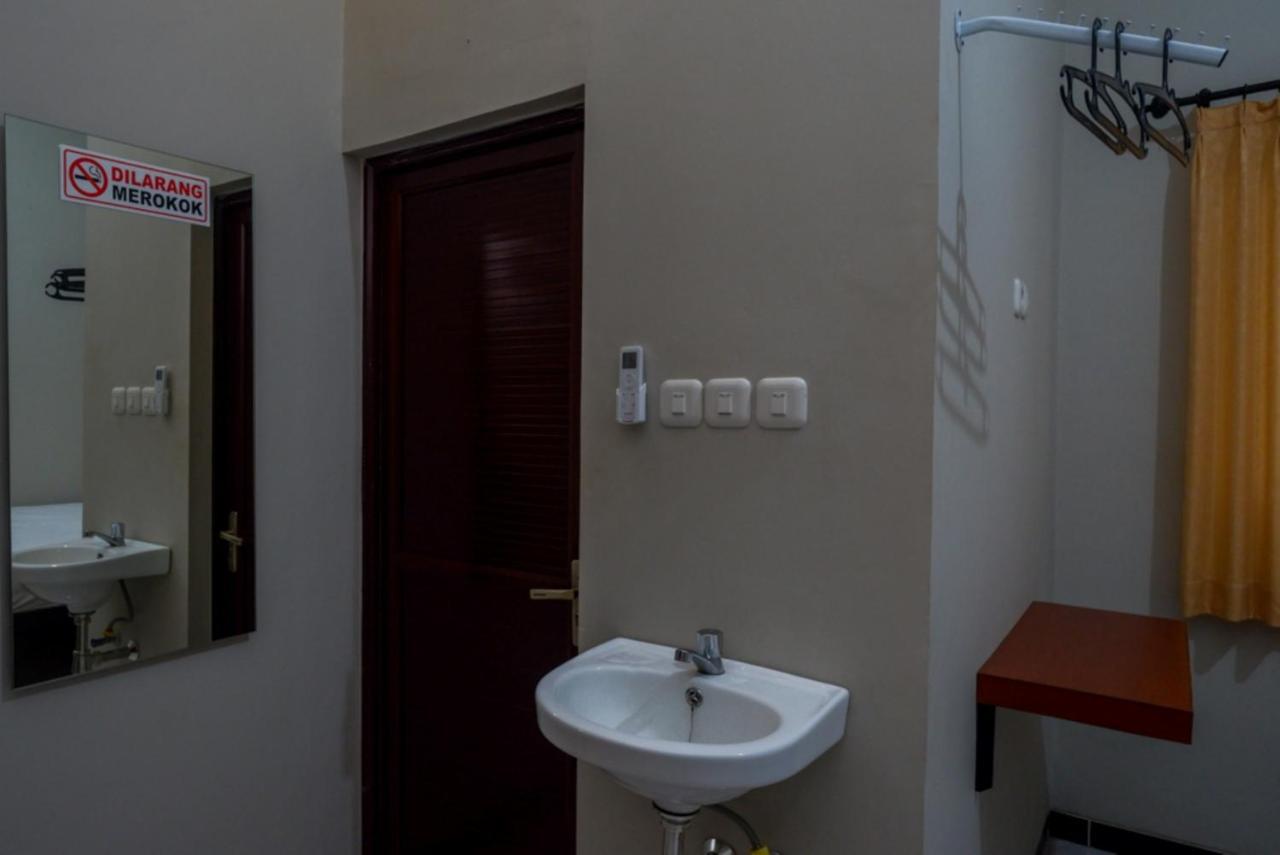 Sumbang Reddoorz Near Kampus Ump Purwokerto 2酒店 外观 照片