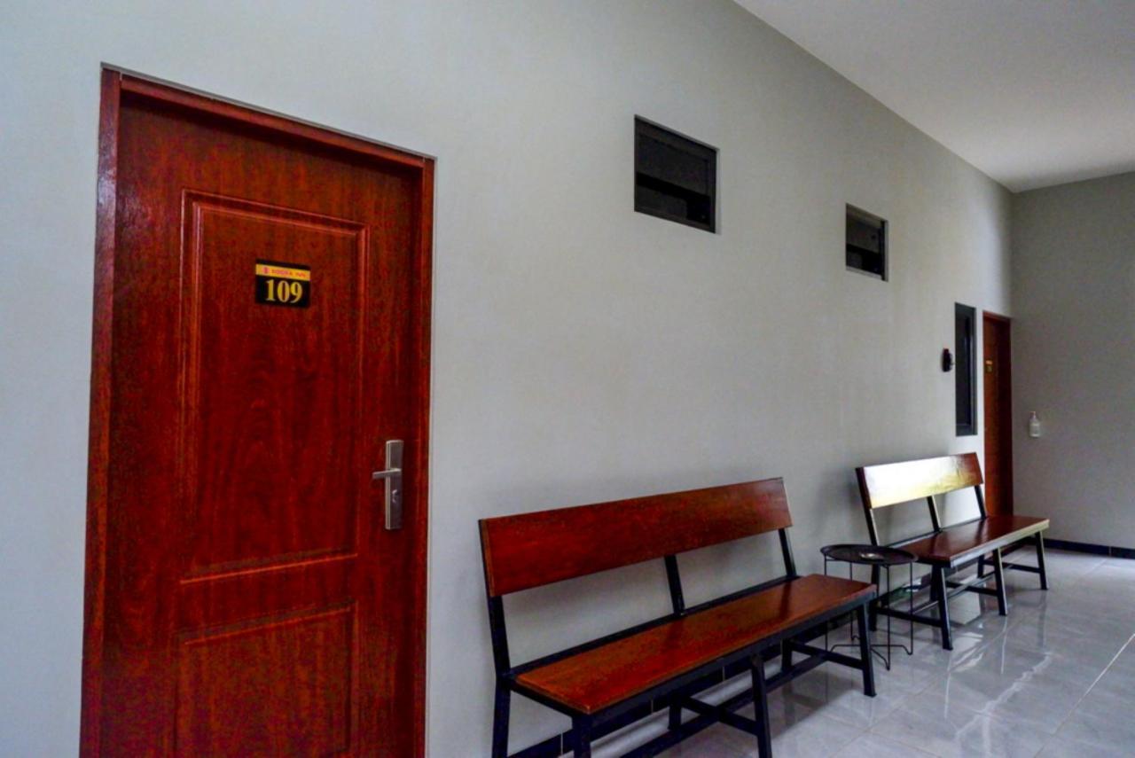 Sumbang Reddoorz Near Kampus Ump Purwokerto 2酒店 外观 照片